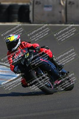 media/Sep-21-2025-TrackDaz (Sun) [[277c75b276]]/C Group/240pm (Turn 6)/